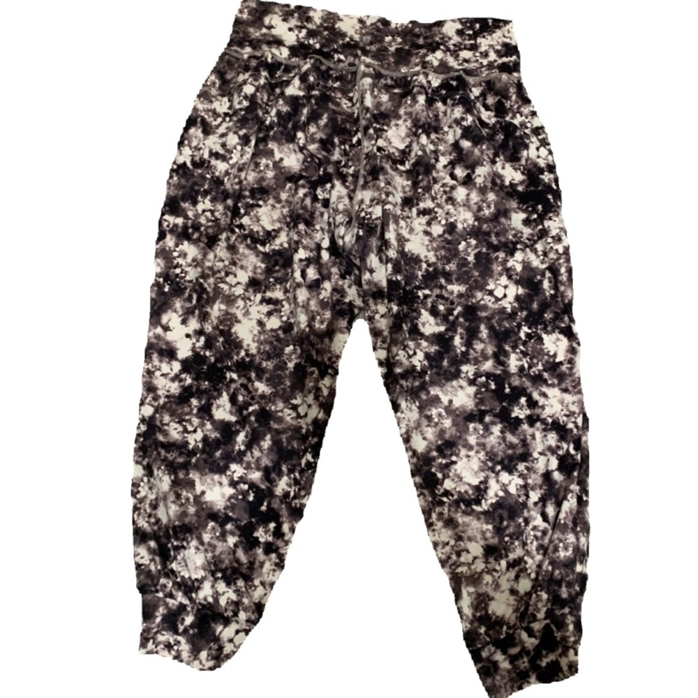 Athleta Salutation Joggers Pants - Floral Tie Dye - 2 Pockets - 2X